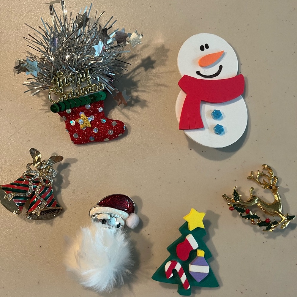 Festive Holiday Accessory Set- christmas pin lot. Briach